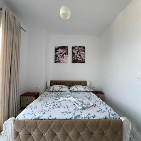 Villa Eden Breeze ซารานเดอ ภายนอก รูปภาพ
