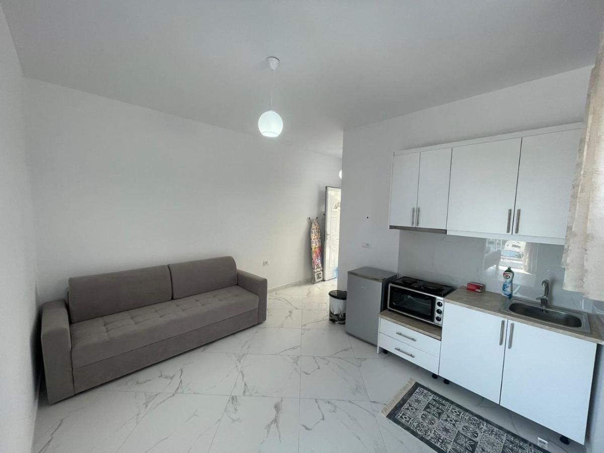Villa Eden Breeze ซารานเดอ ภายนอก รูปภาพ