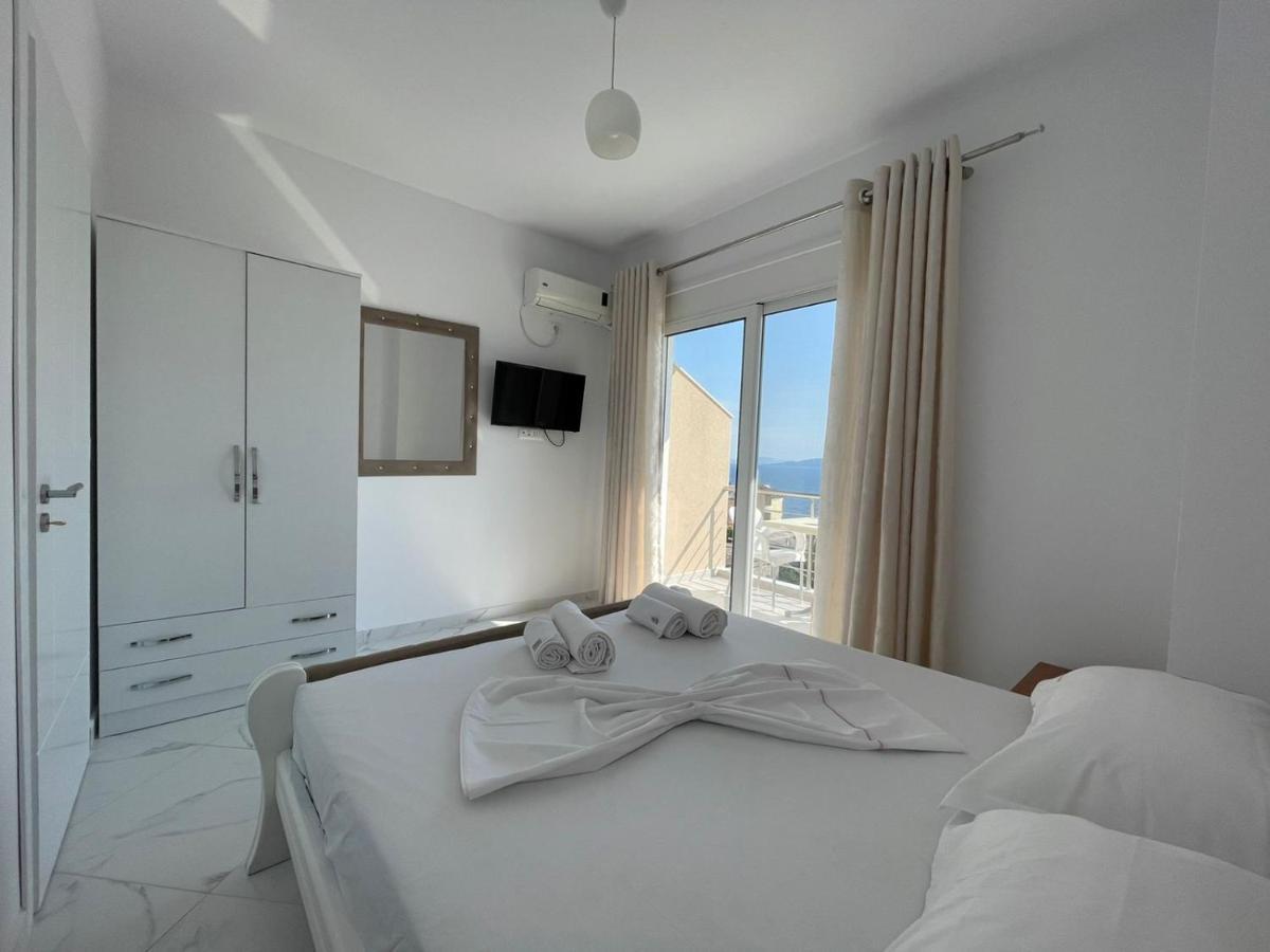 Villa Eden Breeze ซารานเดอ ภายนอก รูปภาพ