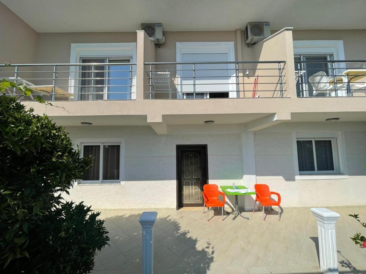 Villa Eden Breeze ซารานเดอ ภายนอก รูปภาพ