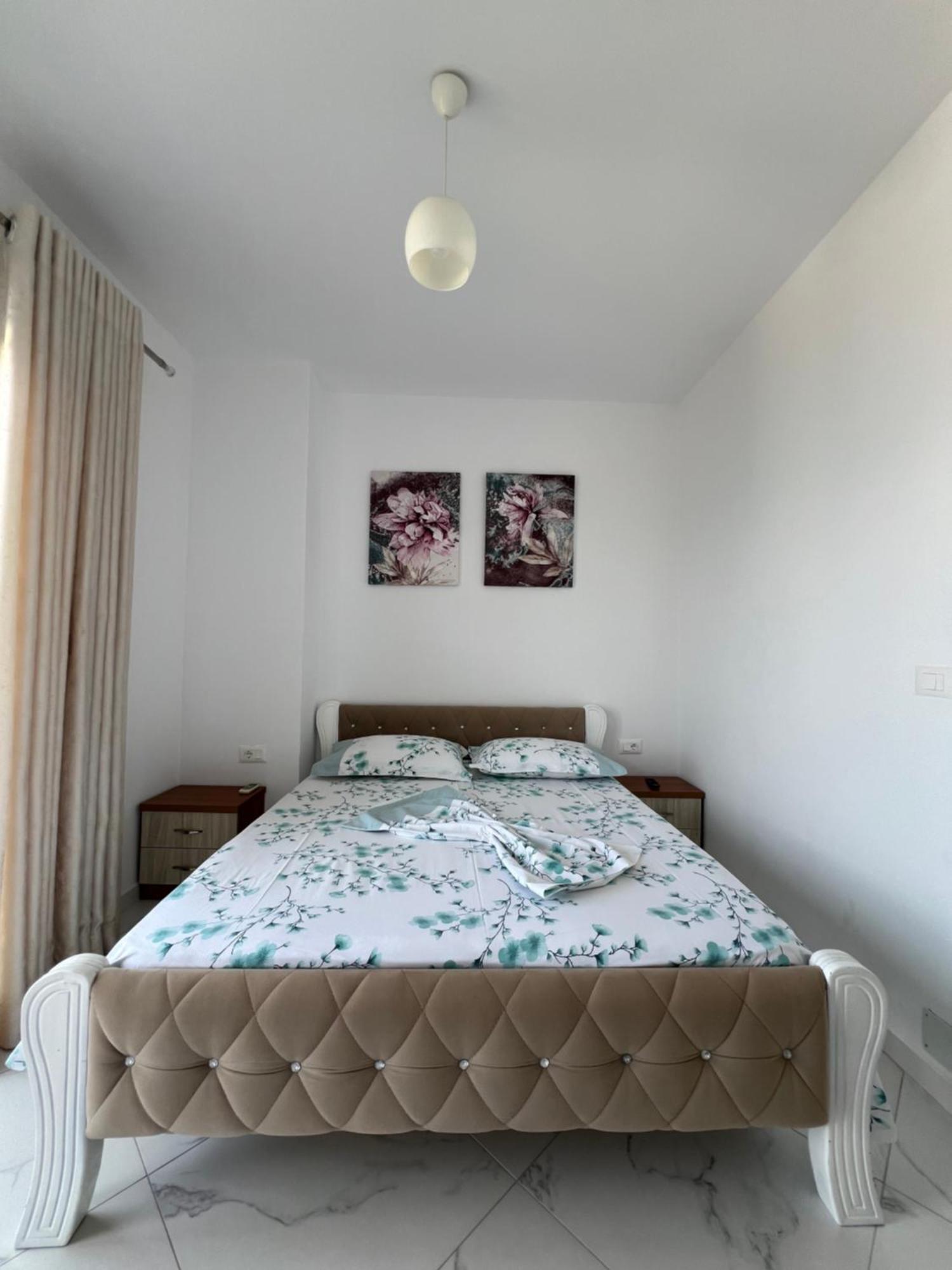 Villa Eden Breeze ซารานเดอ ภายนอก รูปภาพ